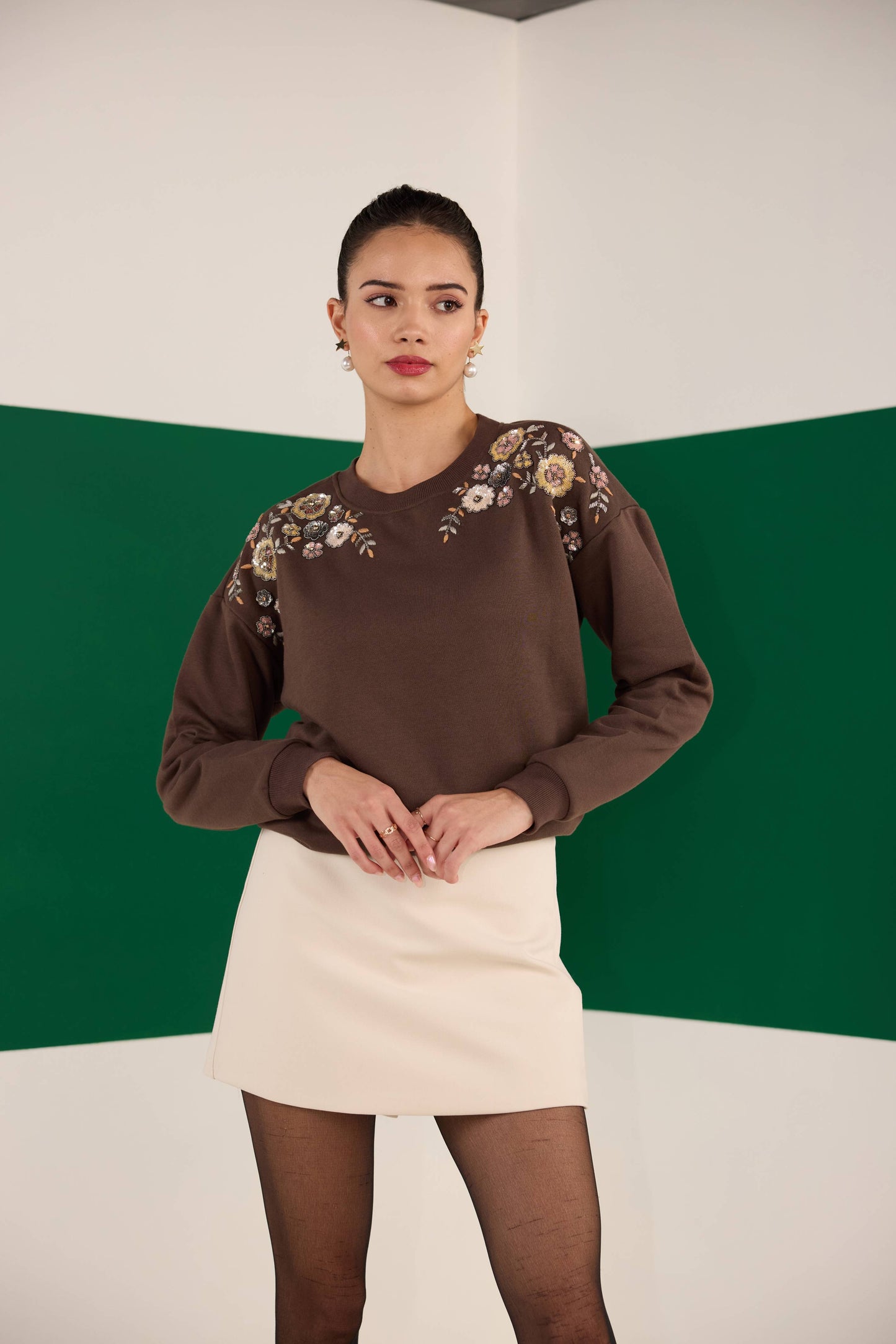 BROWN BLOOM SWEATSHIRT