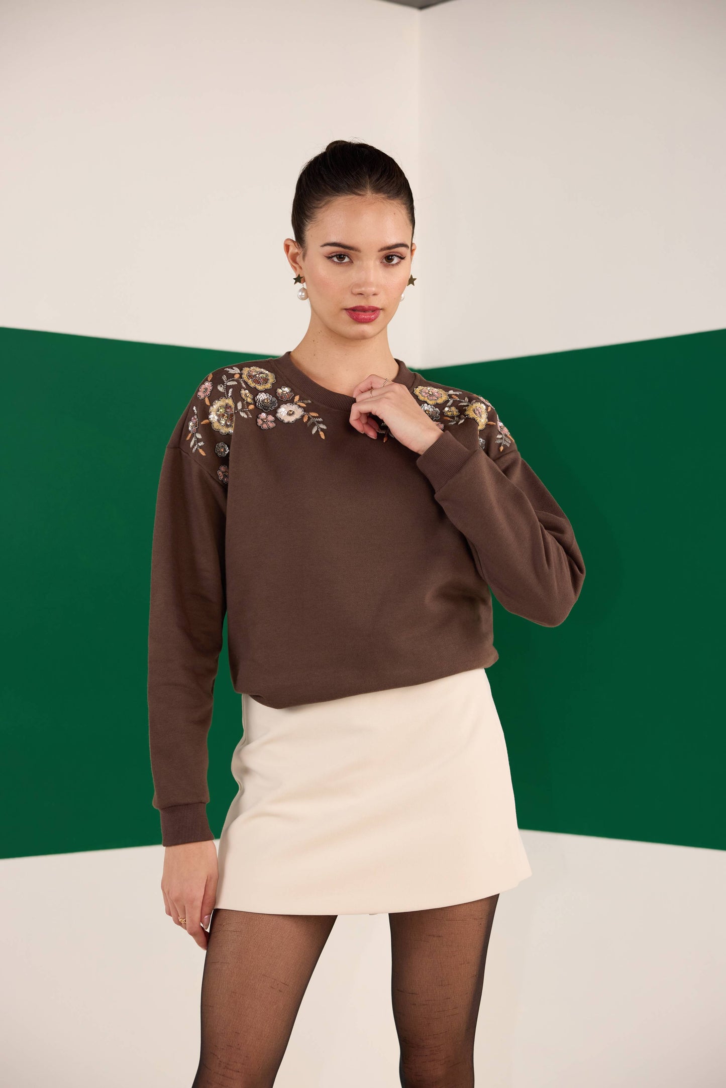 BROWN BLOOM SWEATSHIRT