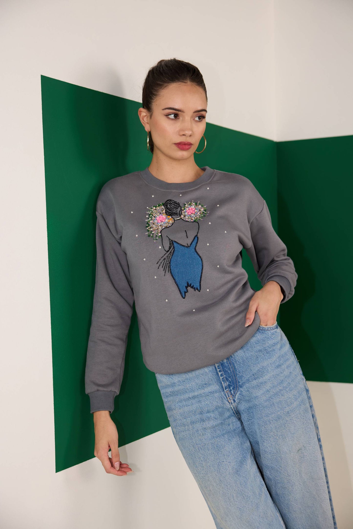 ELEGANT LADY SWEATSHIRT