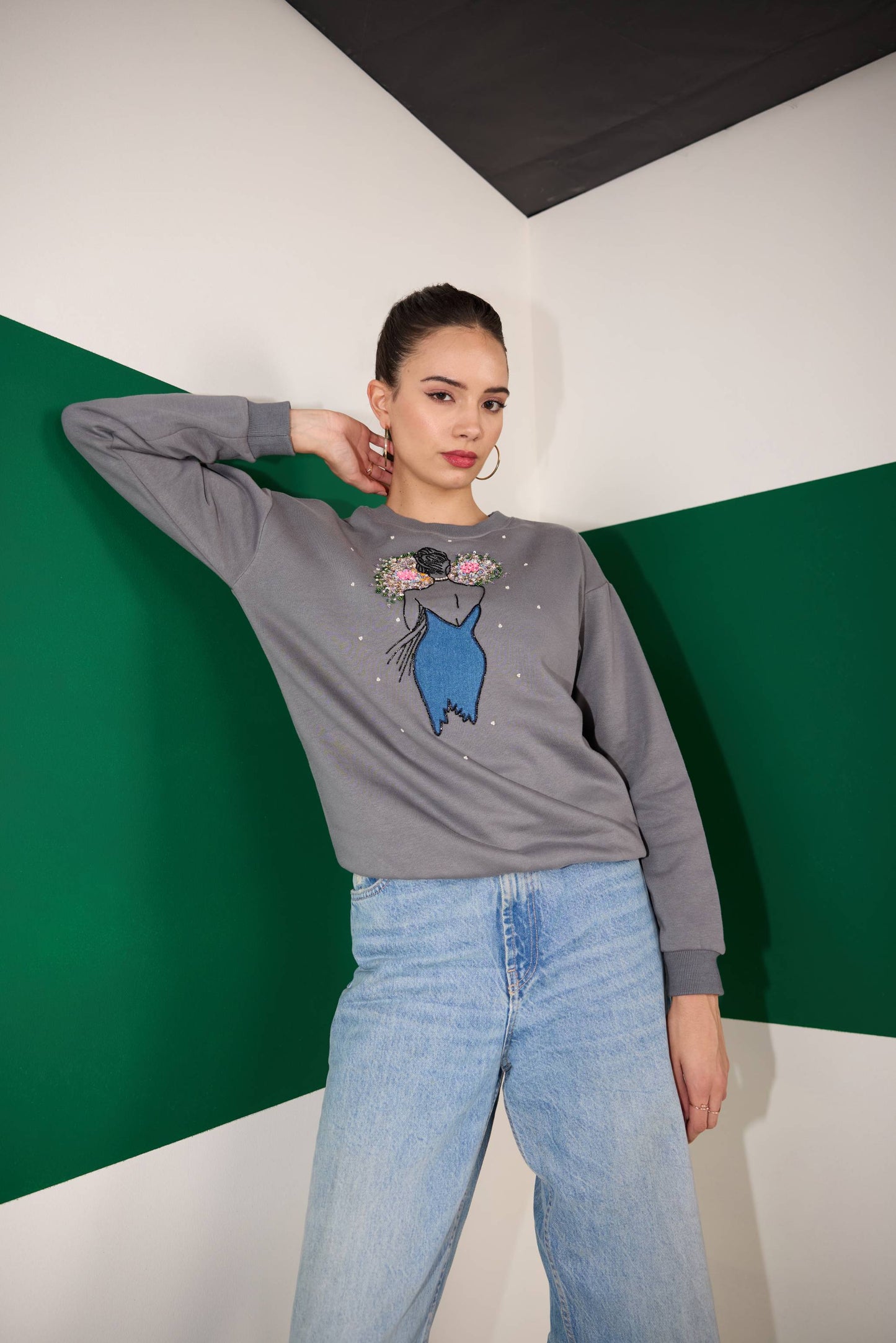 ELEGANT LADY SWEATSHIRT