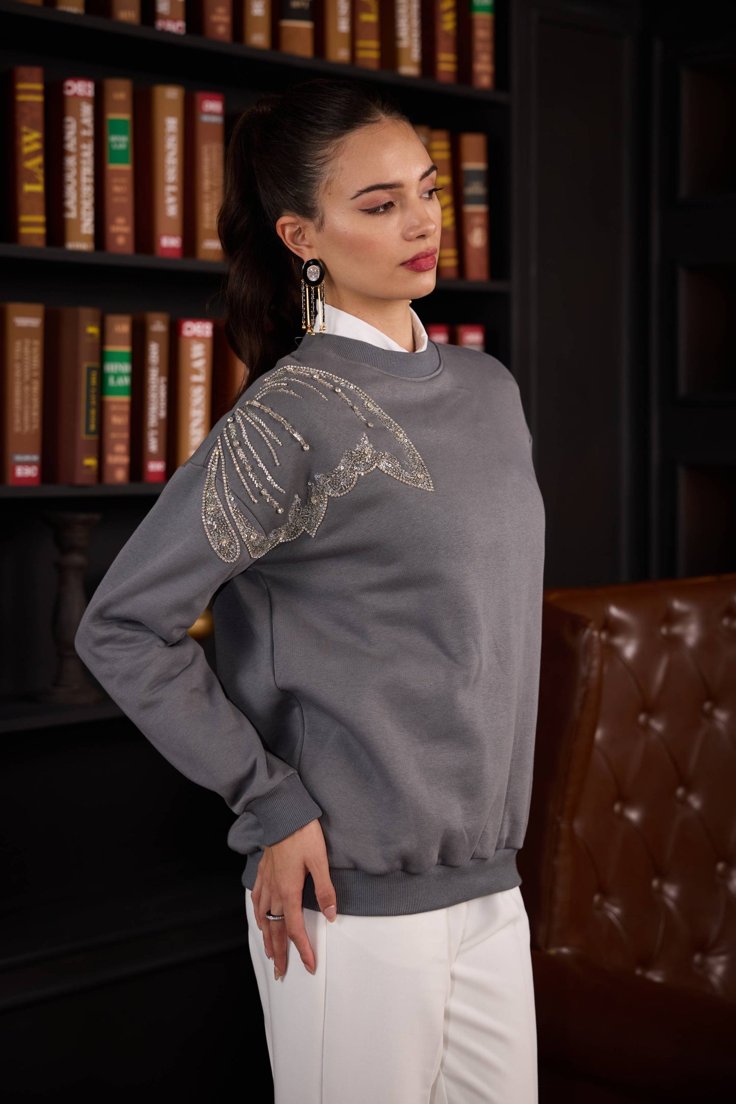 GREY GLITTER SWEATSHIRT