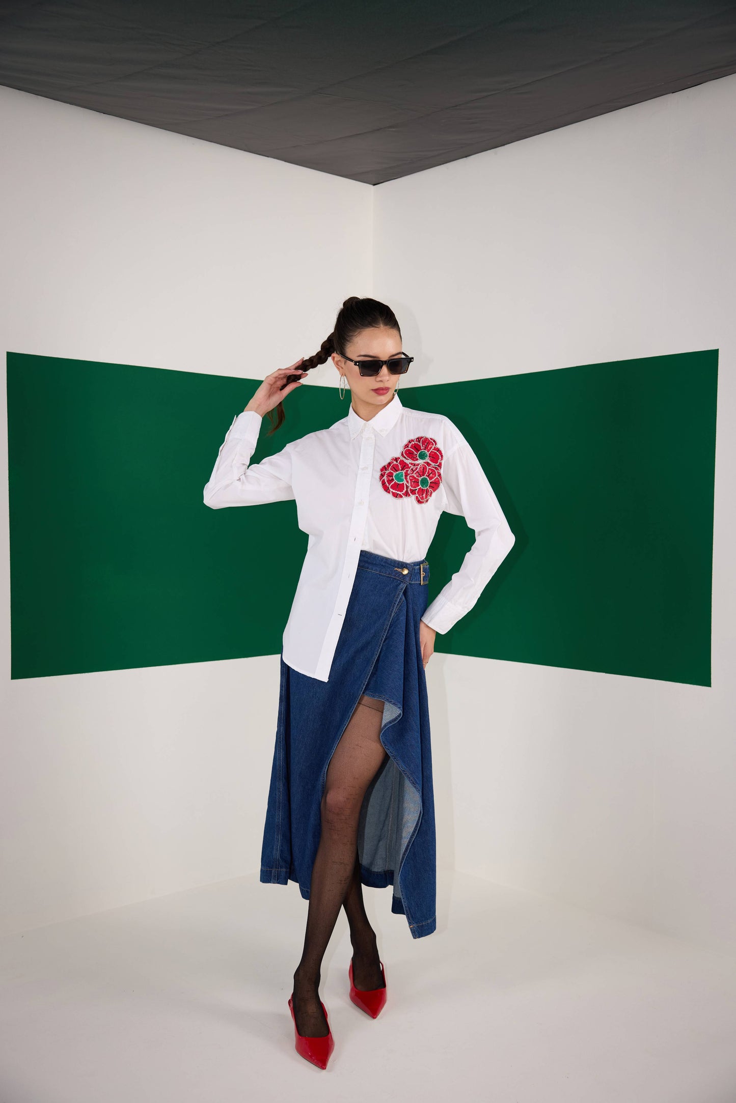 WHITE BLOSSOM SHIRT