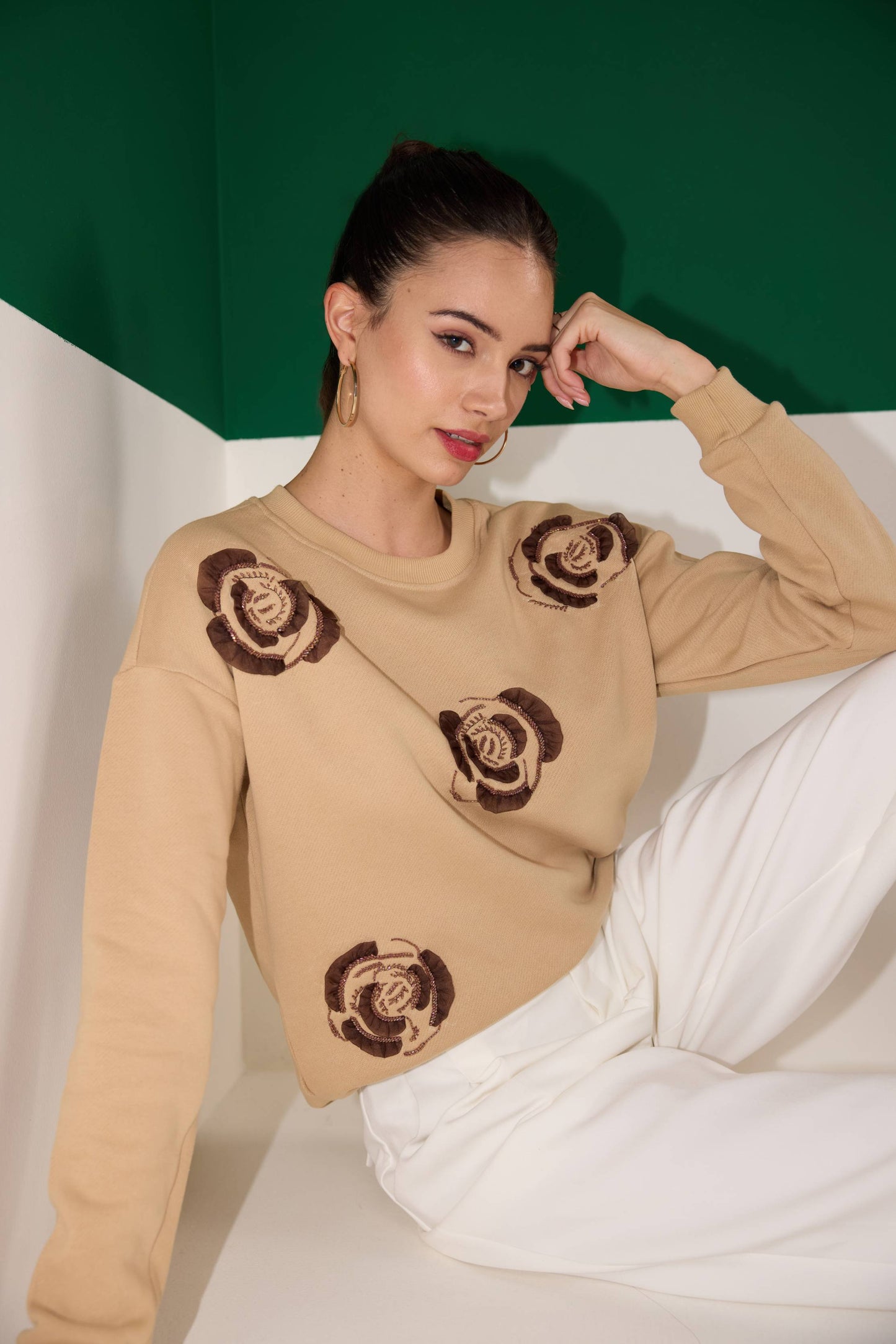 BROWN FLORAL  SWEATSHIRT